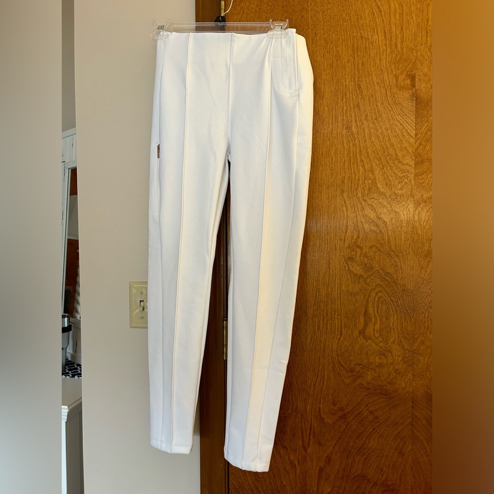 ATH140 White ladies stretch pants zipper pocket and zipper at waist for easy on
